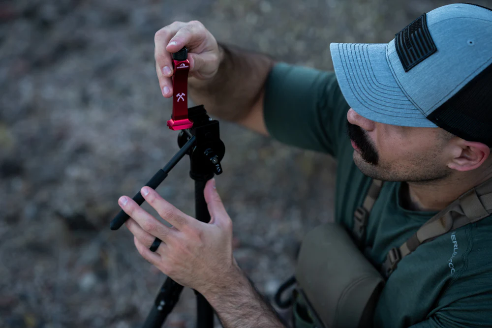 Outdoorsmans x Jack Carr Binocular Adapter - Image 6
